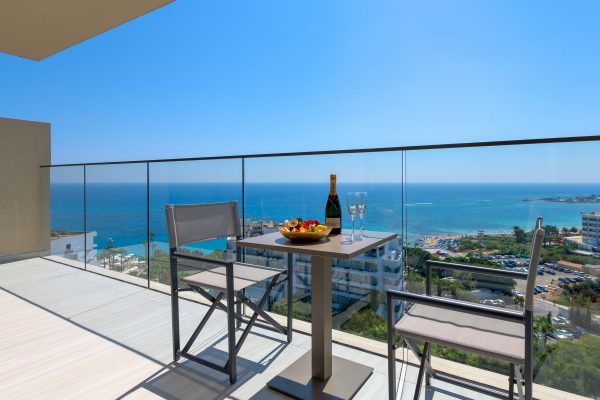 PENTHOUSE-SUITE-Balcony-1